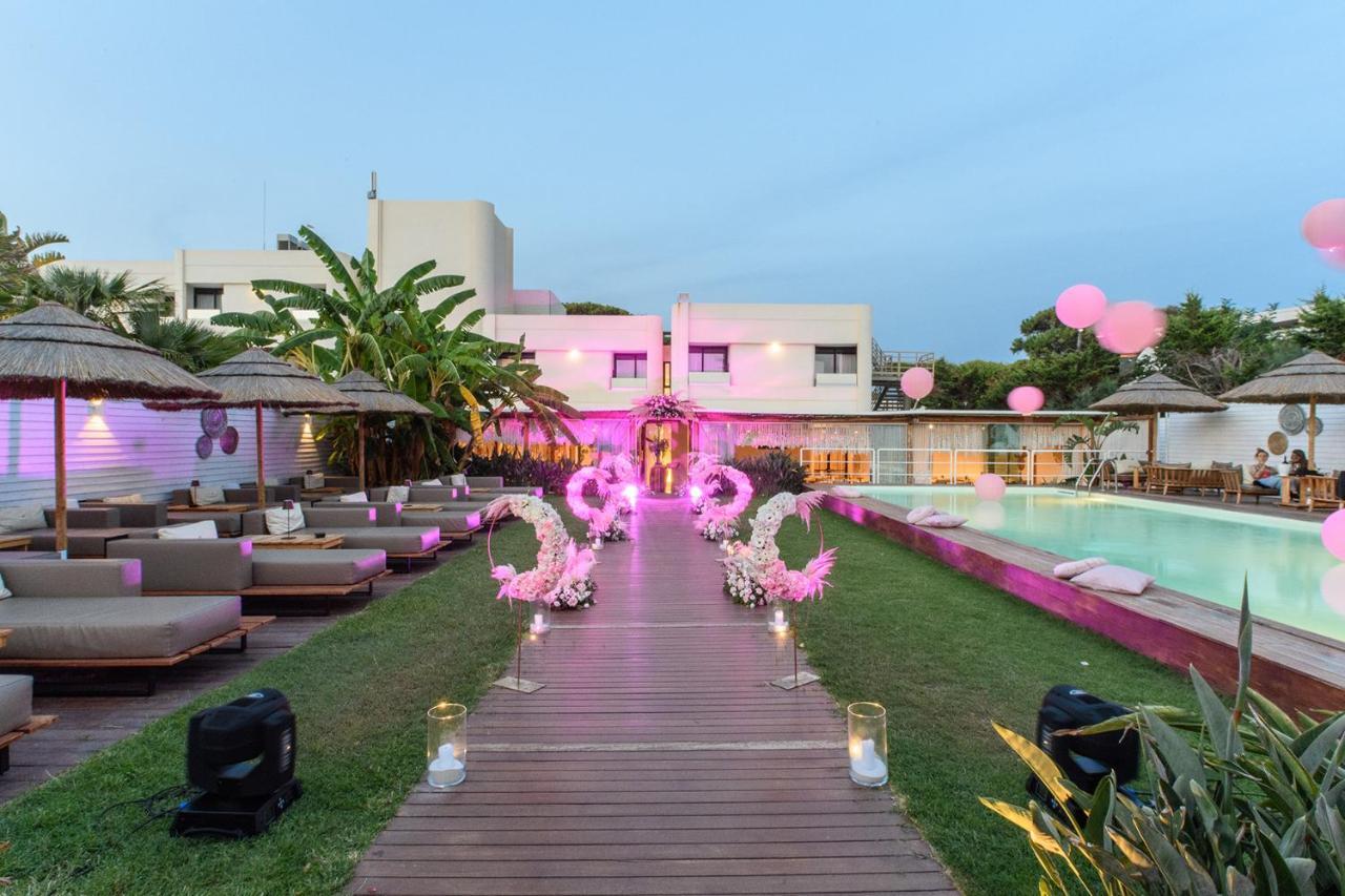 Cumeja Beach Club & Hotel Baia Domizia Exteriör bild